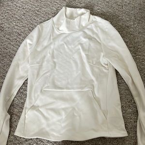 north face, size small in women’s, cream color